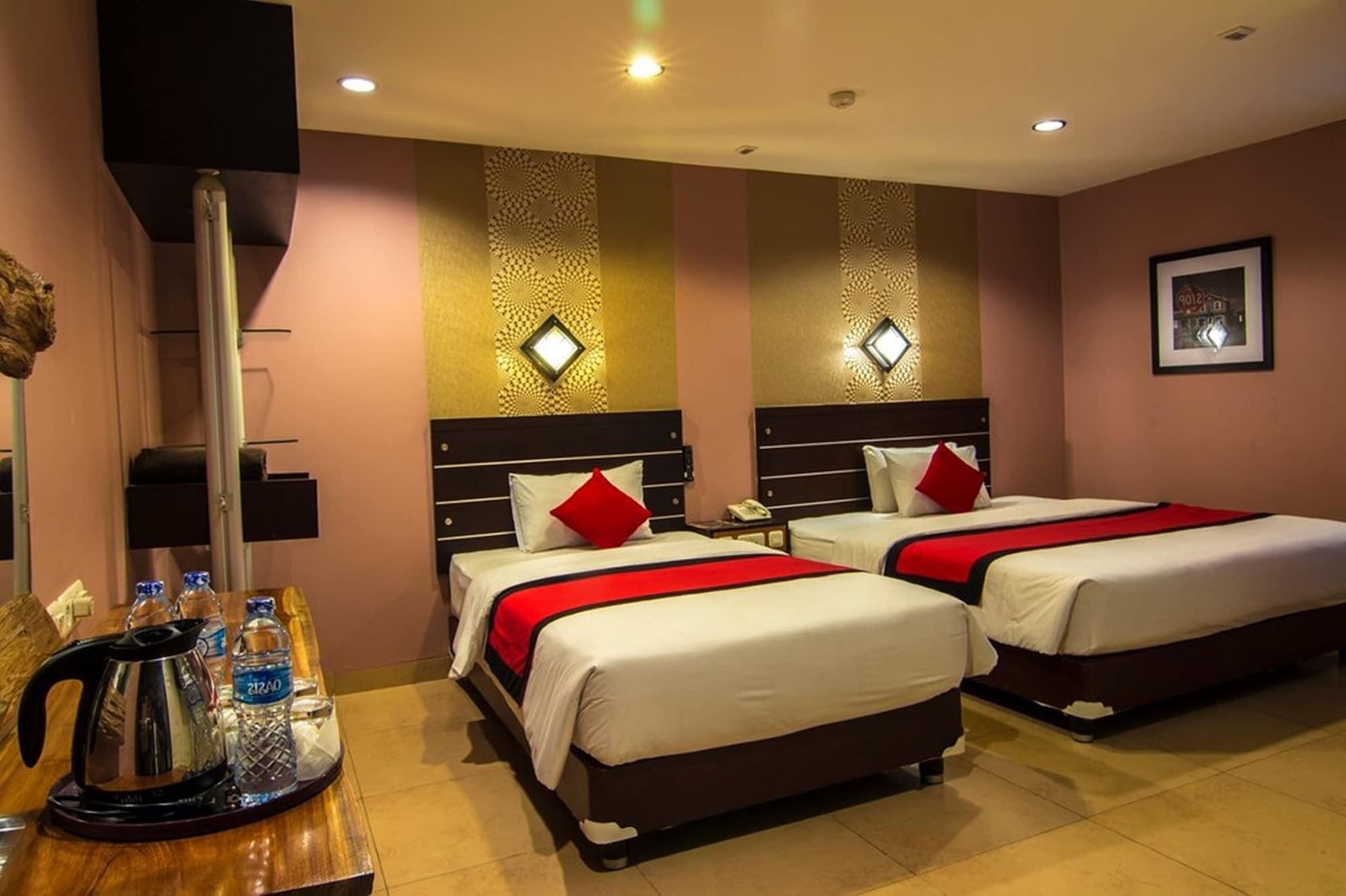 Citi M Hotel Gambir Джакарта Экстерьер фото