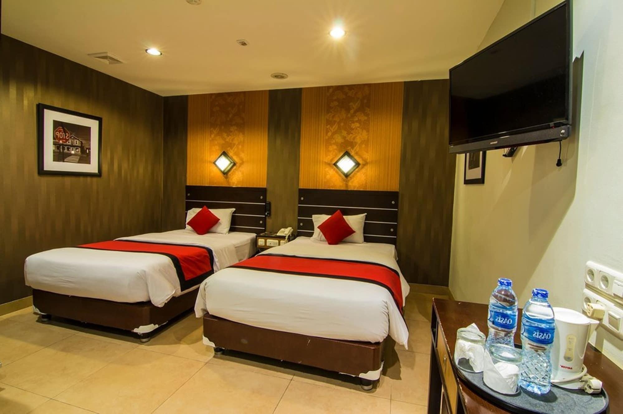 Citi M Hotel Gambir Джакарта Экстерьер фото