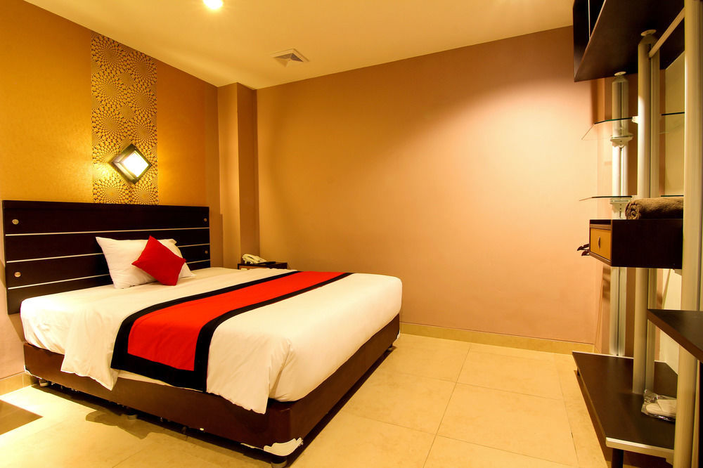 Citi M Hotel Gambir Джакарта Экстерьер фото