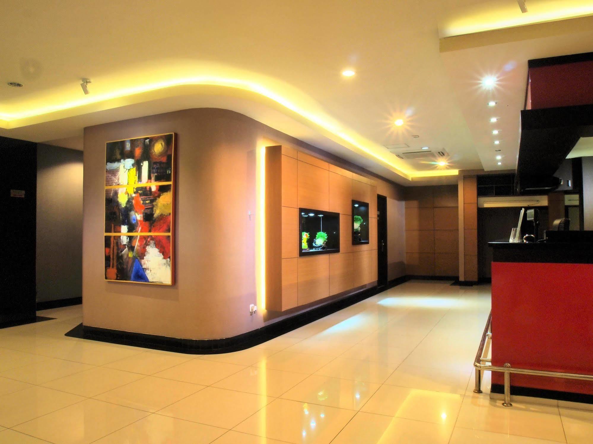 Citi M Hotel Gambir Джакарта Экстерьер фото